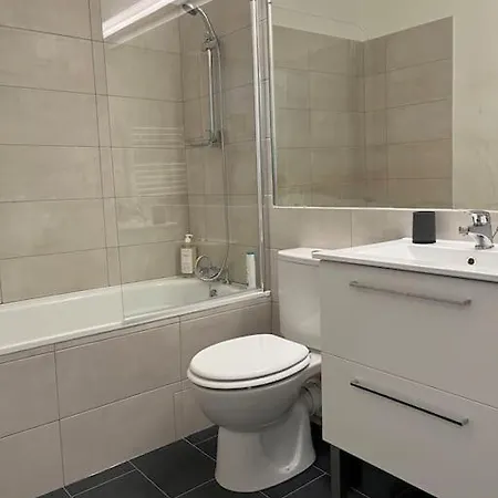 Renove, 3mns A Pied De La Gare Alès